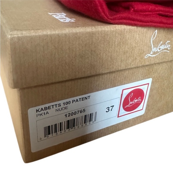 Christian Louboutin Kabetts 100mm
Nude patent Pumps RETAIL 845 - Picture 3 of 9